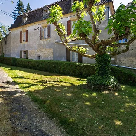 De Laumede * Saint-Chamassy